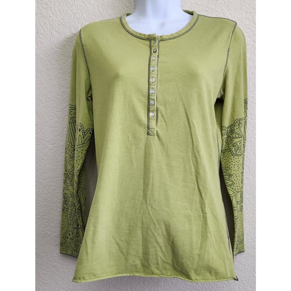 Title Nine Lime Green Henley Long Graphic Sleeves Top Medium Lightweight Soft